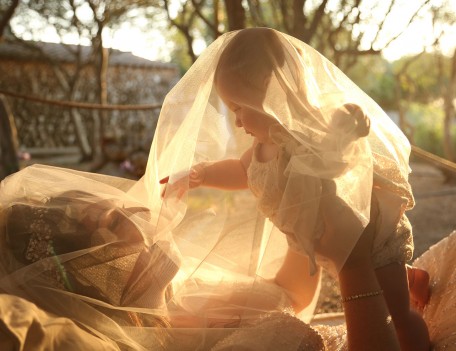 mother and baby under veil - Hotel Alcaufar Vell