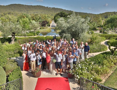 wedding group photograph in garden - Castell Son Claret