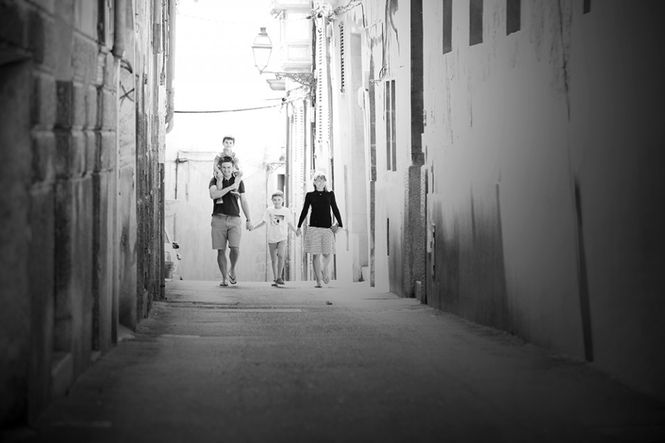 family in old street