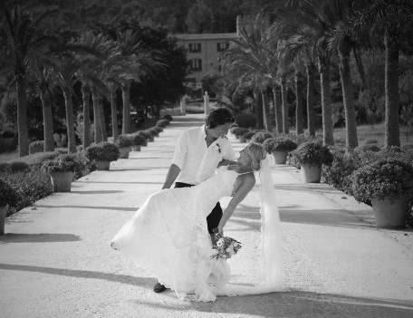 bride and groom on driveway - Castell Son Claret