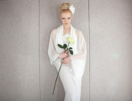 bride with white rose - Bridal Fashion