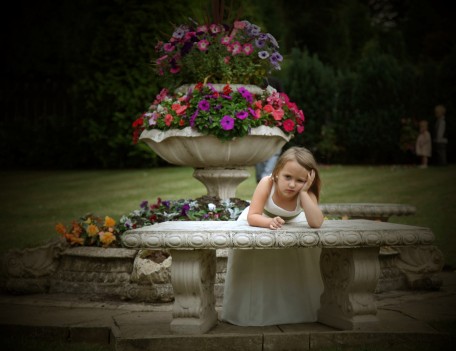 bridesmaid grimmace - Favourite Wedding Faces