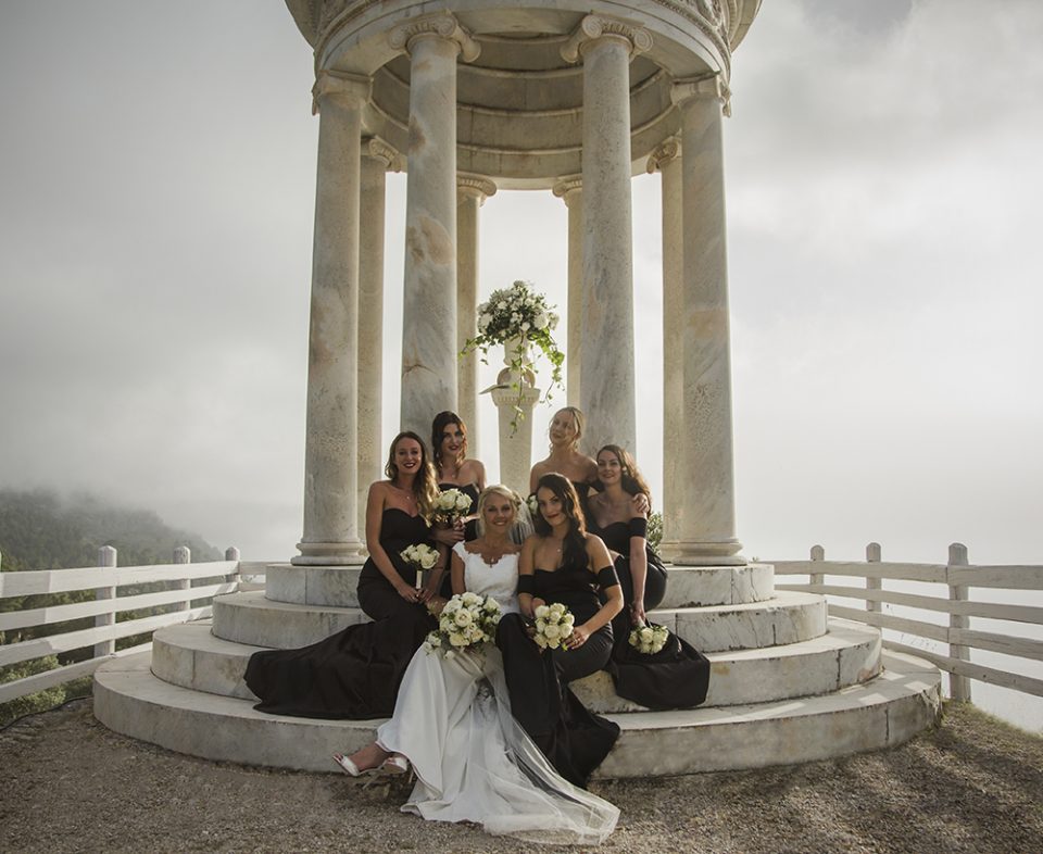 bride with bridesmaids