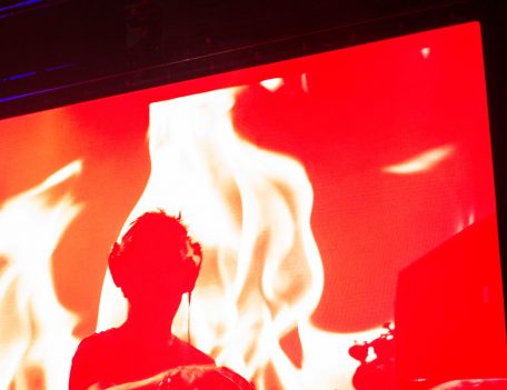 DJ in front of screen - Sonar Festival