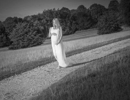 pregnant girl walks on path - Contax 645