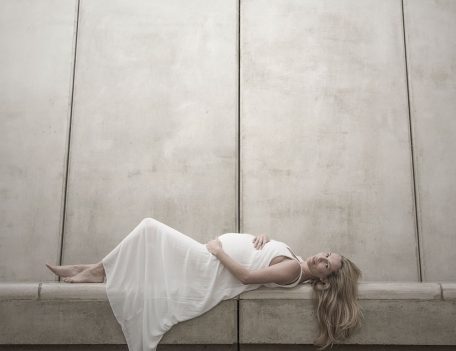 pregnant woman on stone seat - Contax 645