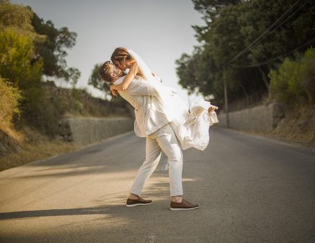 Wedding couple embrace - Dalt Des Coll